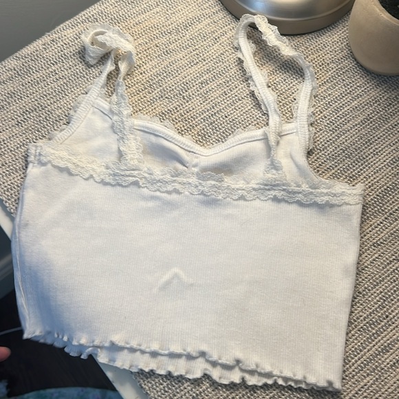 Garage Basic Cami - Picture 2 of 3